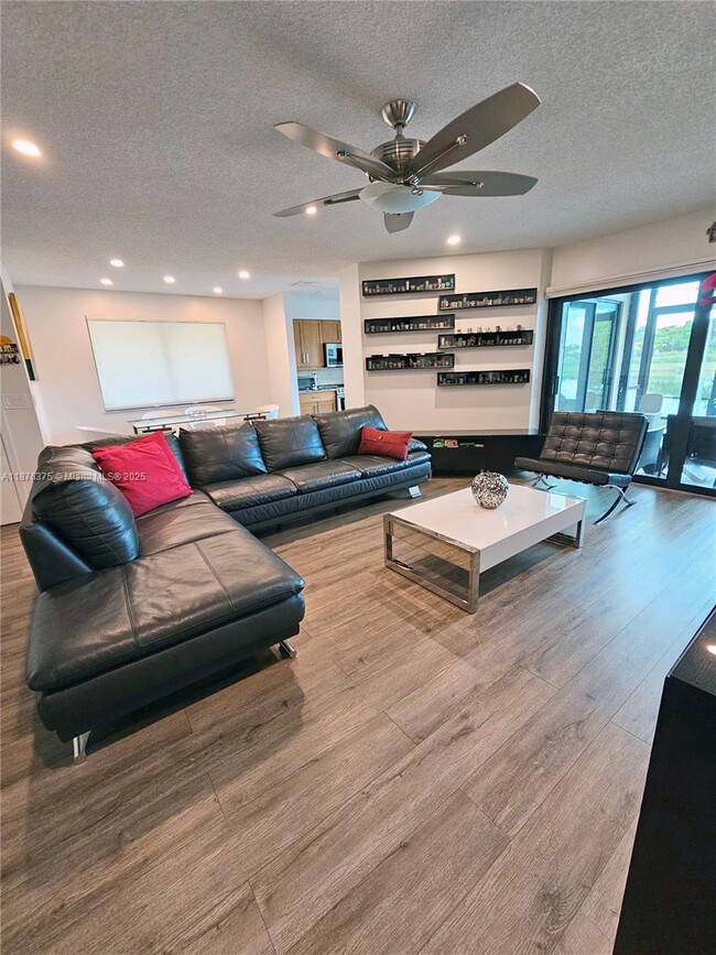 Photo - 3483 Emerald Oaks Dr Unit 1701