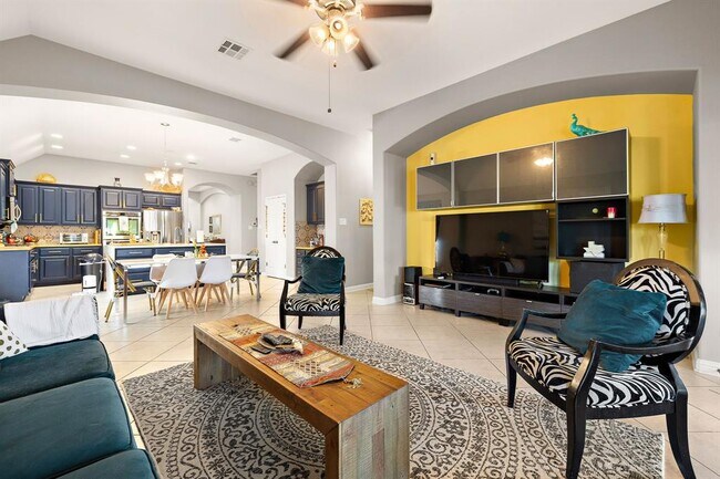 Photo - 3517 Penelope Way