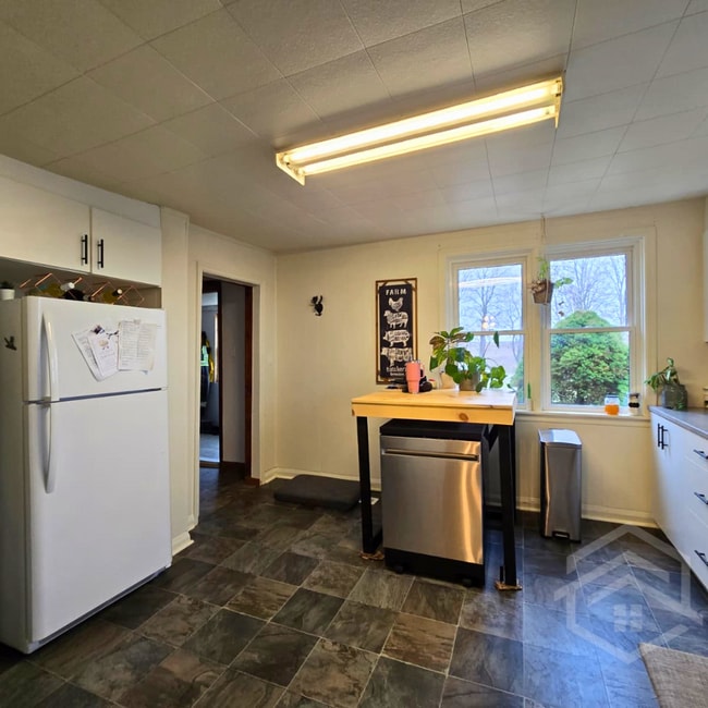 Photo - 5-Bedroom House in Otterville!!