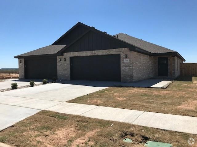 Building Photo - 7350 Mountain View Rd Rental