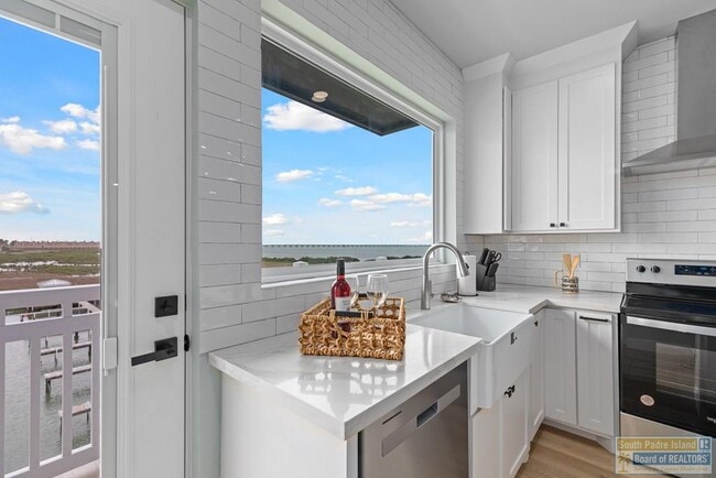 Photo - 111 W Sunny Isle Dr Unit 301