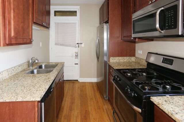 Photo - 2111 W Ainslie St Unidad E4