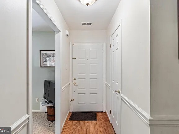 Photo - 114 Neyland Ct