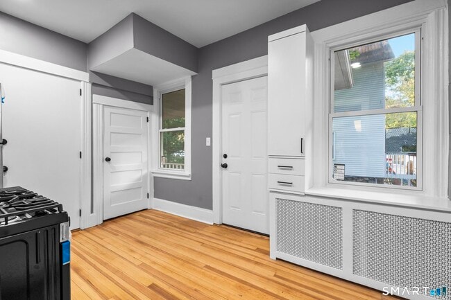 Photo - 1148 Hope St Unit 1