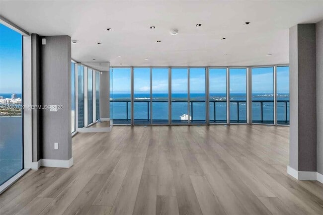 Photo - 465 Brickell Ave