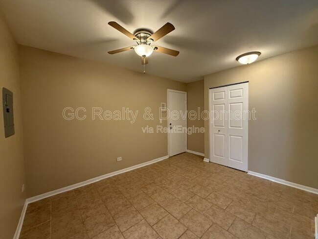 Photo - 268 N Carter St Unidad 103