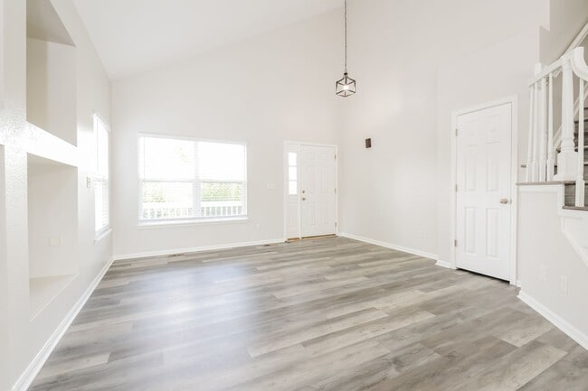 Photo - Newly update 4 bed/2.5 Bath in Parker