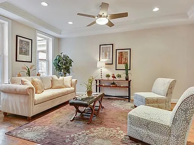 Sala de estar - 757 Princeton Pl NW