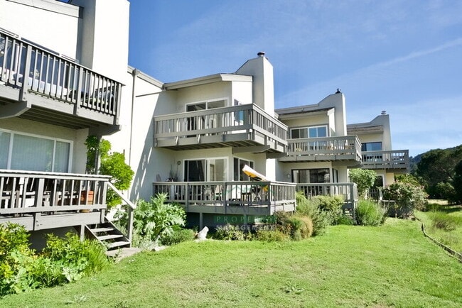 Building Photo - 505 Larkspur Plaza Dr Unit #4