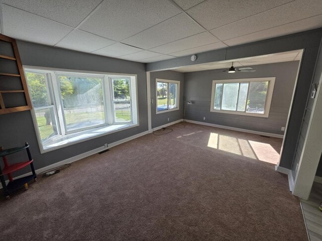 Photo - 111 Oakhill St