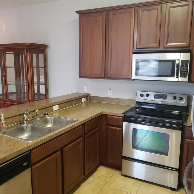 Photo - 2771 Oakwater Dr