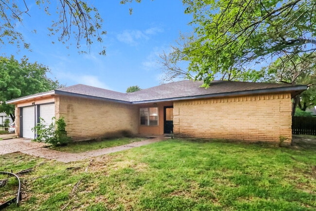 Photo - 19402 San Gabriel Dr