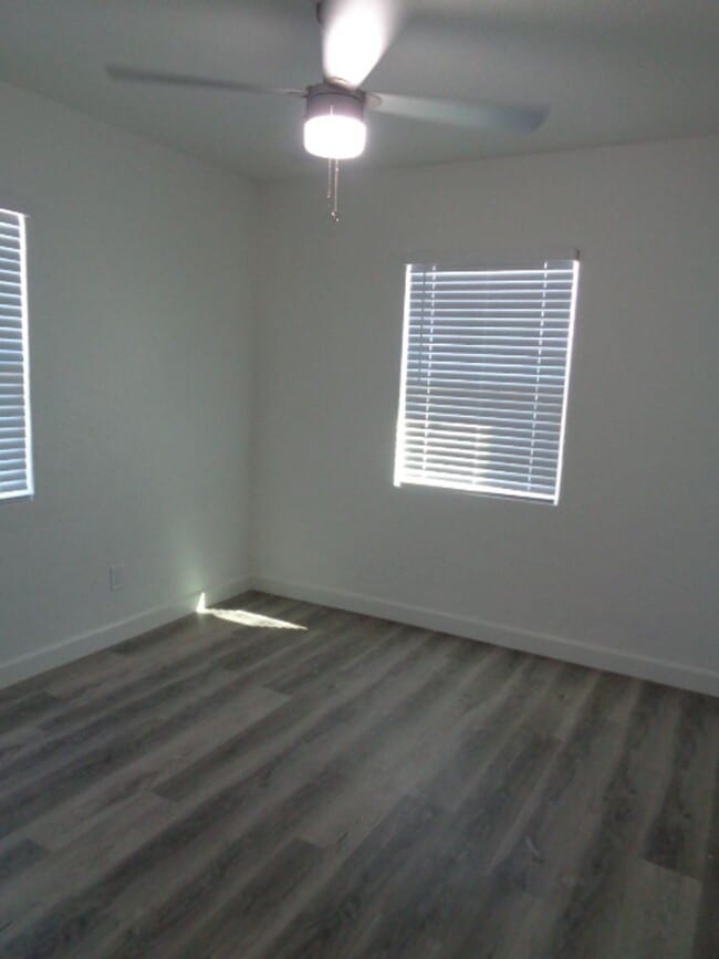 1615 W Osborn Rd Unit 1