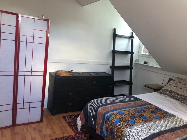 127 White St Unit Condo for rent