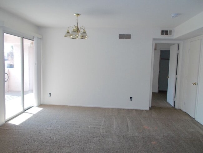 Photo - Charming 2 Bed / 2 Bath Condo with Firepla...