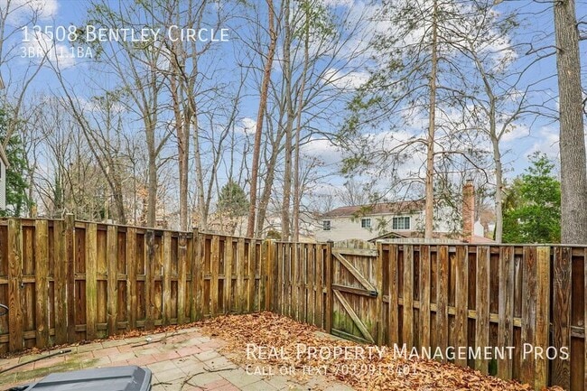 Photo - 13508 Bentley Cir