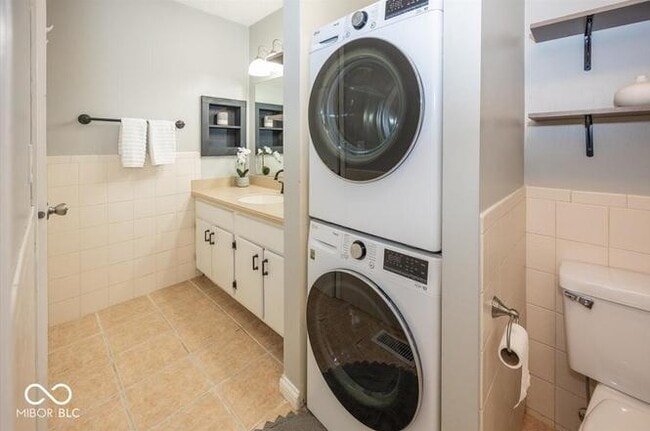 Photo - 493 E Arch St