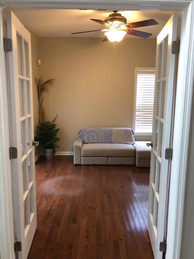 Photo - 1343 Chadwick Shores Dr