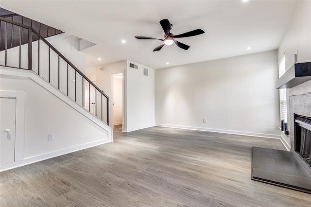 Photo - 2228 Colony Ct