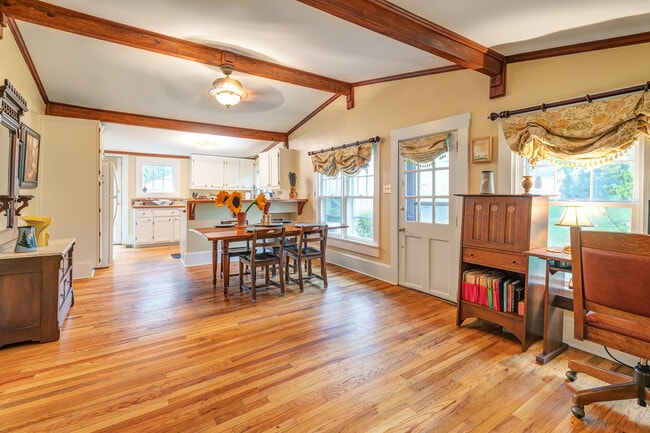 Photo - 52 Gracelyn Rd