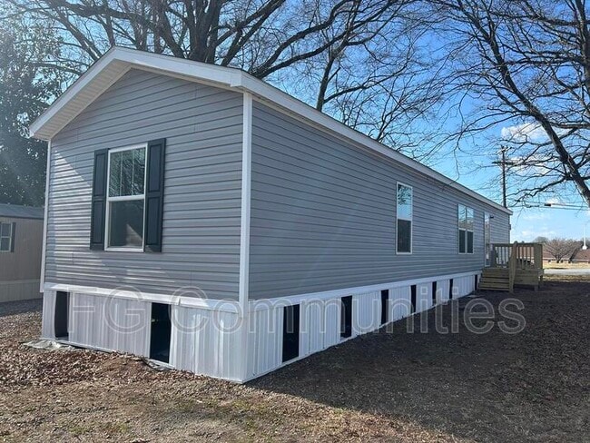 Photo - 213 Lineberger Rd