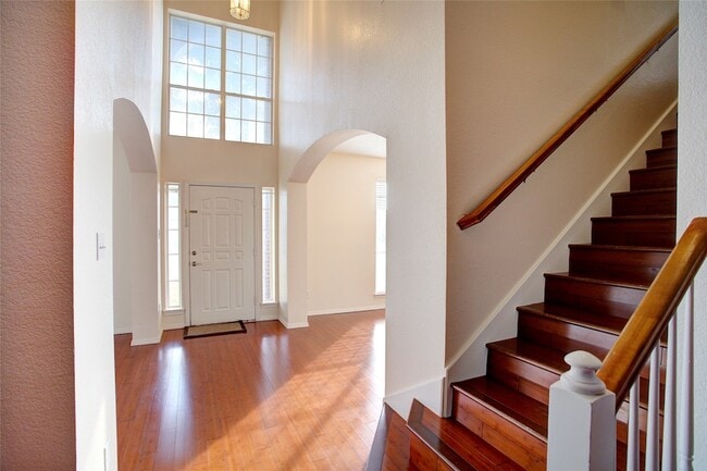 Photo - 3507 Tamarack Dr