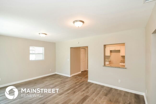 Photo - 10560 Citrus Ln