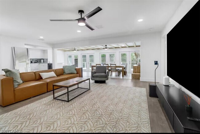 Photo - 514 14th St N