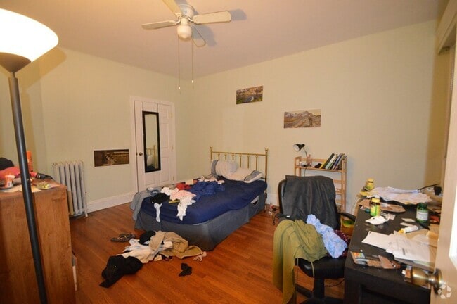 Building Photo - Coolidge Corner Brownstone Rental
