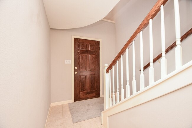 Photo - 1813 Gillette St