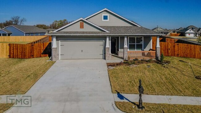 Move In Specials! Elevated Living in Owasso - Move In Specials! Elevated Living in Owasso House