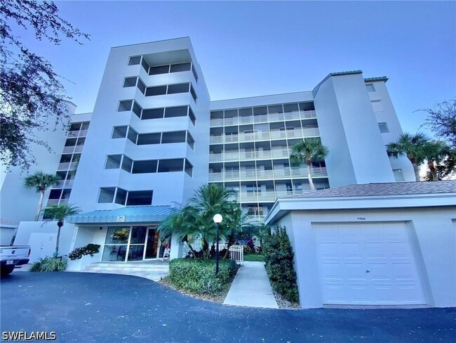 Building Photo - 290 Naples Cove Dr Unit 2206
