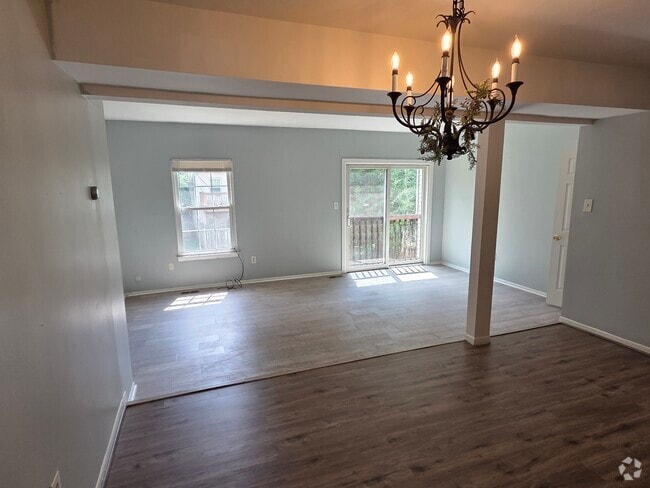 Building Photo - 11 Napa Valley Rd Rental
