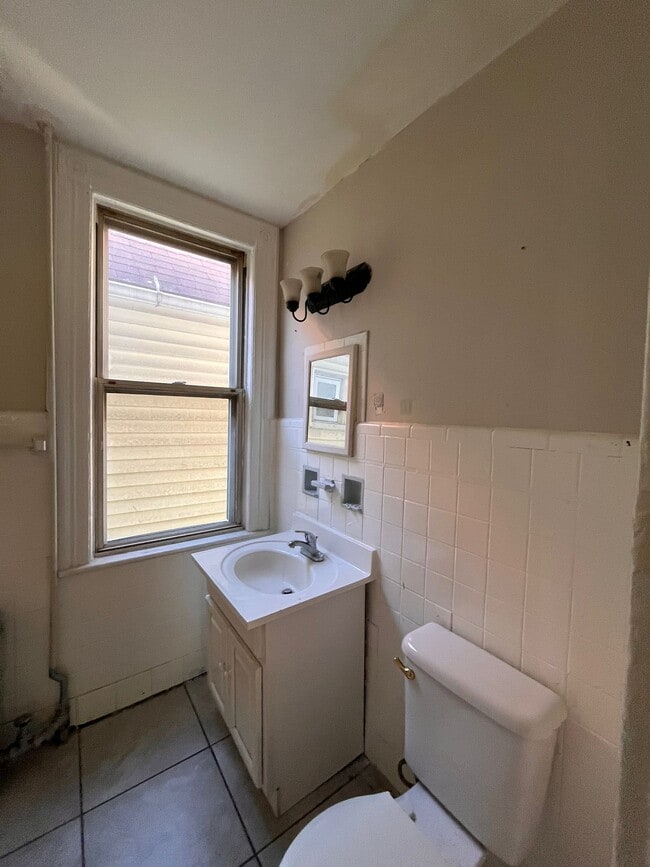 Photo - 76 Pearsall Ave Unit 2