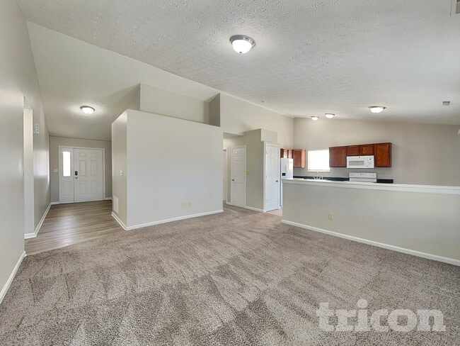 Photo - 1082 Sunmeadow Cir
