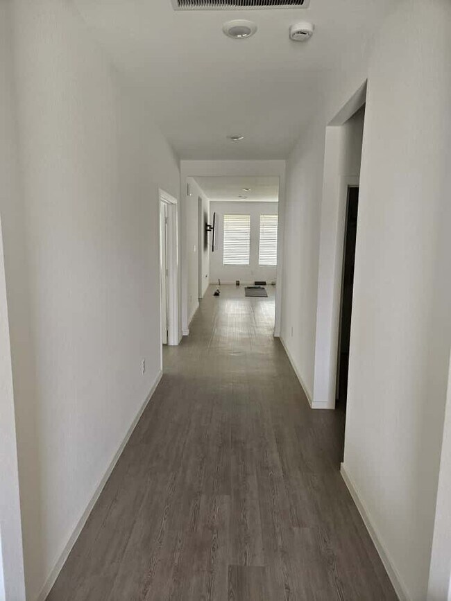 Photo - 26610 Coast Redwood Dr