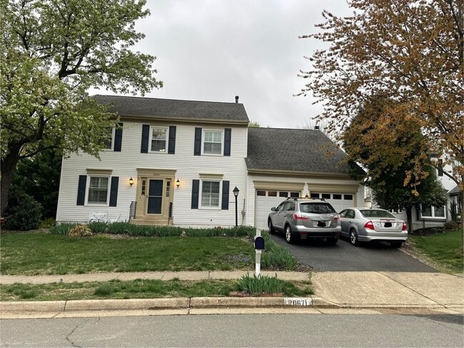 Building Photo - 20671 Stillpond Ct