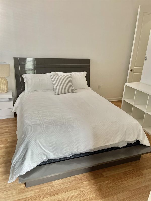 Photo - 3213 NE 5th St