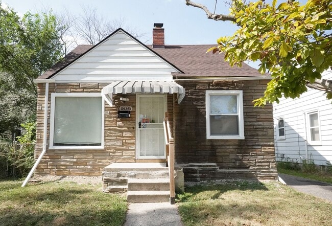 Building Photo - Fully Renovated 3-Bedroom Home – Move-In R...