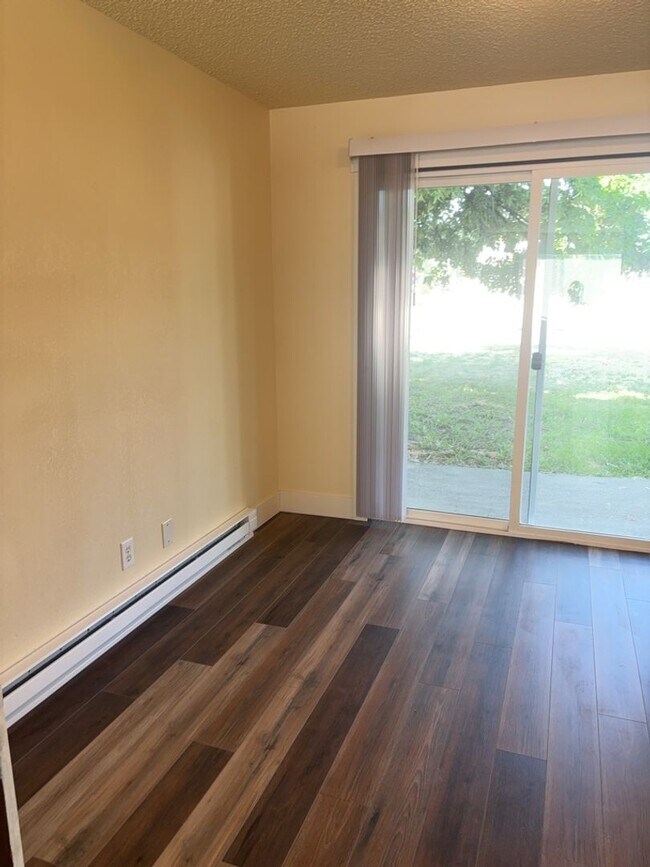 Photo - 11305 Napton Way Unidad 1