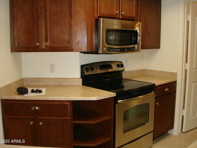 Photo - 5104 N 32nd St Unit 212