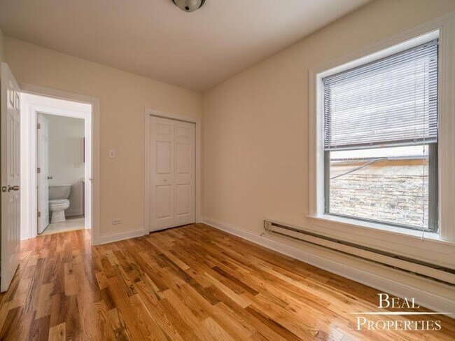 Photo - 1 bedroom in CHICAGO IL 60613 Unit W3