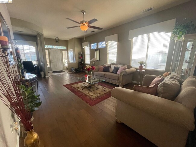 Photo - 92 Liberty Ln