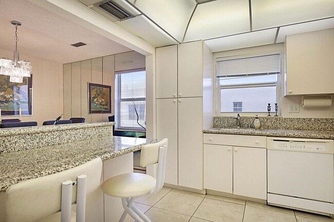 Building Photo - 3520 S Ocean Blvd Rental