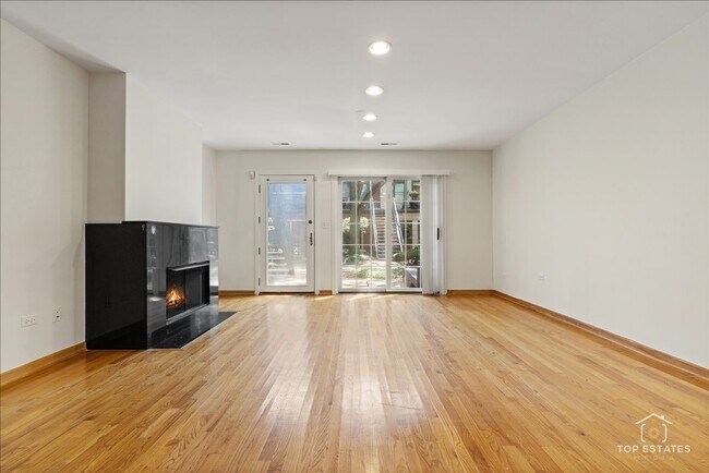 1812 S Dearborn St Unit 10