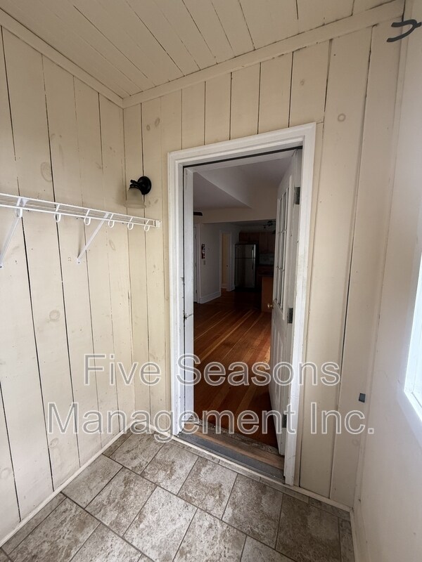 Photo - 138 N Champlain St
