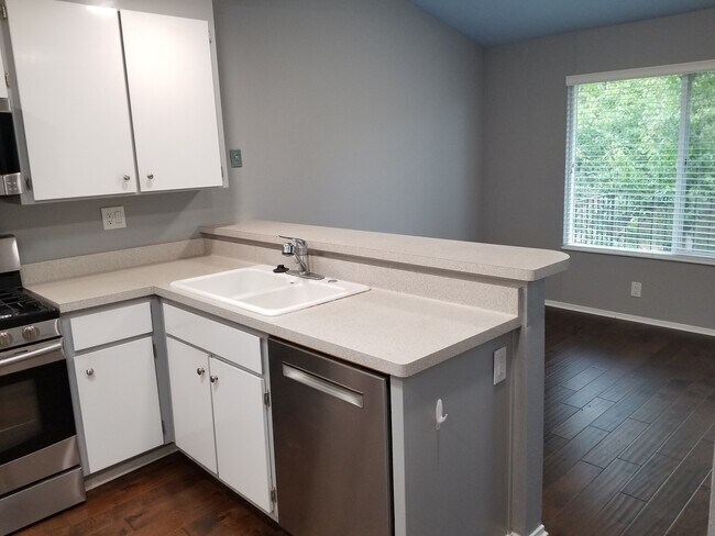Photo - 3 Bed 2 Bath In Martinez (Sunrise Ridge)