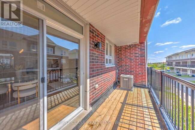 Photo - 22 Massachusetts Ln