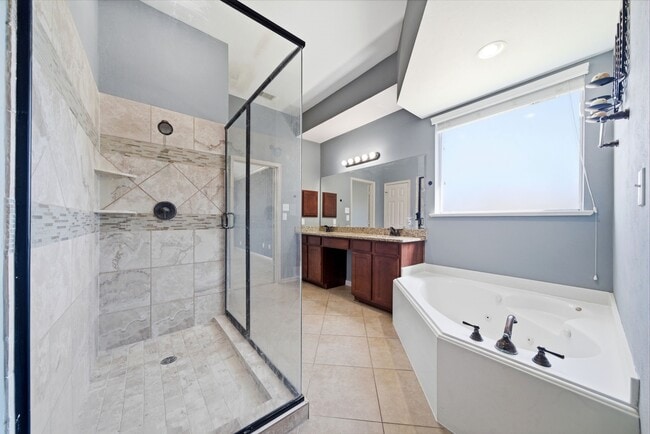 Photo - 6302 Pepper Hollow Ln