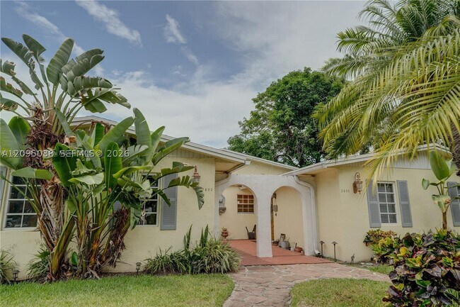 2403 SW 58th St Unidad 1